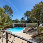 Maison Au Coeur De La Pinede 빌라